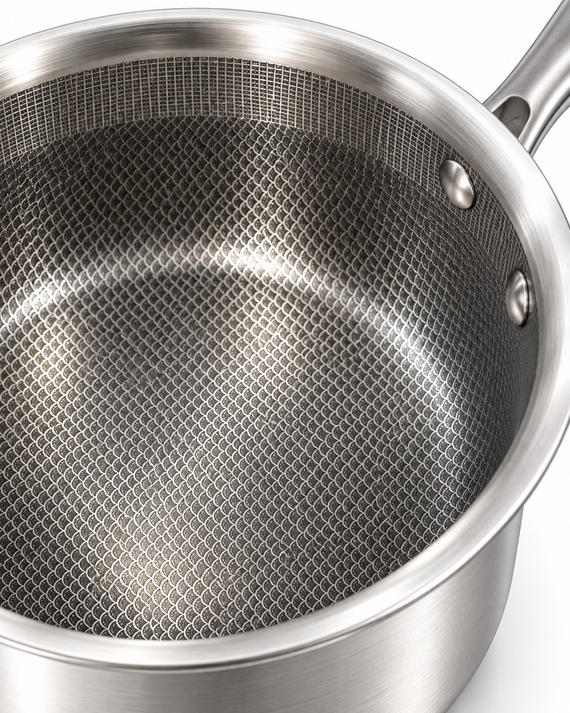 Intérieur texturé en écailles de poisson de la casserole inox triply Royal Swiss® 18 cm